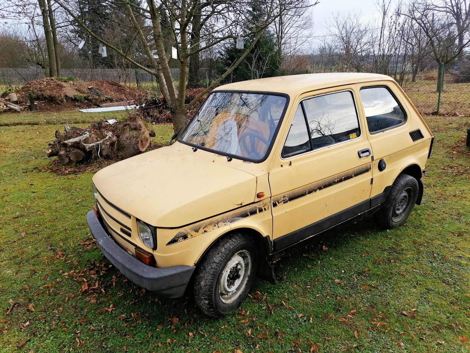 Fiat 126 na prodej a z druhého cokoliv za odvoz Fiat